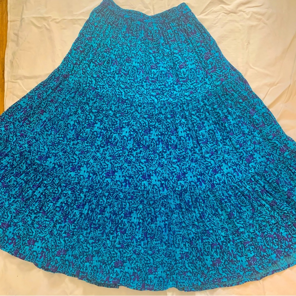 Vintage Pier 1 Passport Crinkle Tiered Skirt
